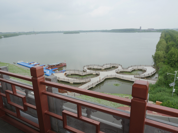 大安市嫩江湾旅游区七月初，辽皇观鱼台登高远眺