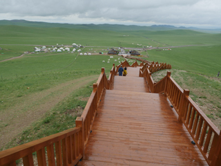 成吉思汗瞭望山七月上旬