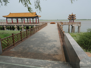 大安市嫩江湾旅游区七月初，百舸轩