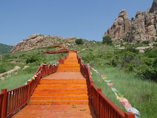 林西九佛山风景区六月下旬