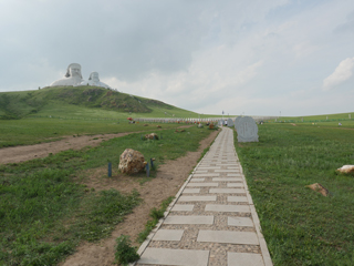 蒙元帝王雕塑群