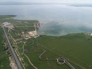 乌拉盖湖景区八月初
