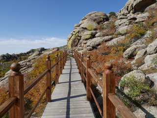 乌里雅斯太山九月中旬
