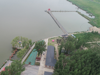扎鲁特旗东湖风景区六月下旬，上侧钓鱼岛