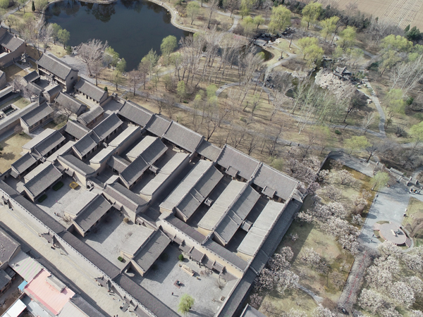 常家庄园景区